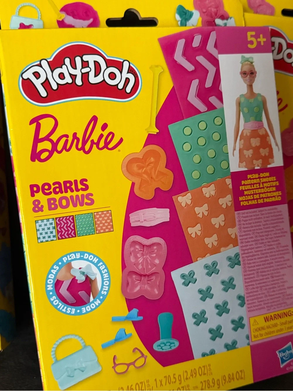 Barbie and Play-Doh collab, trío collection set